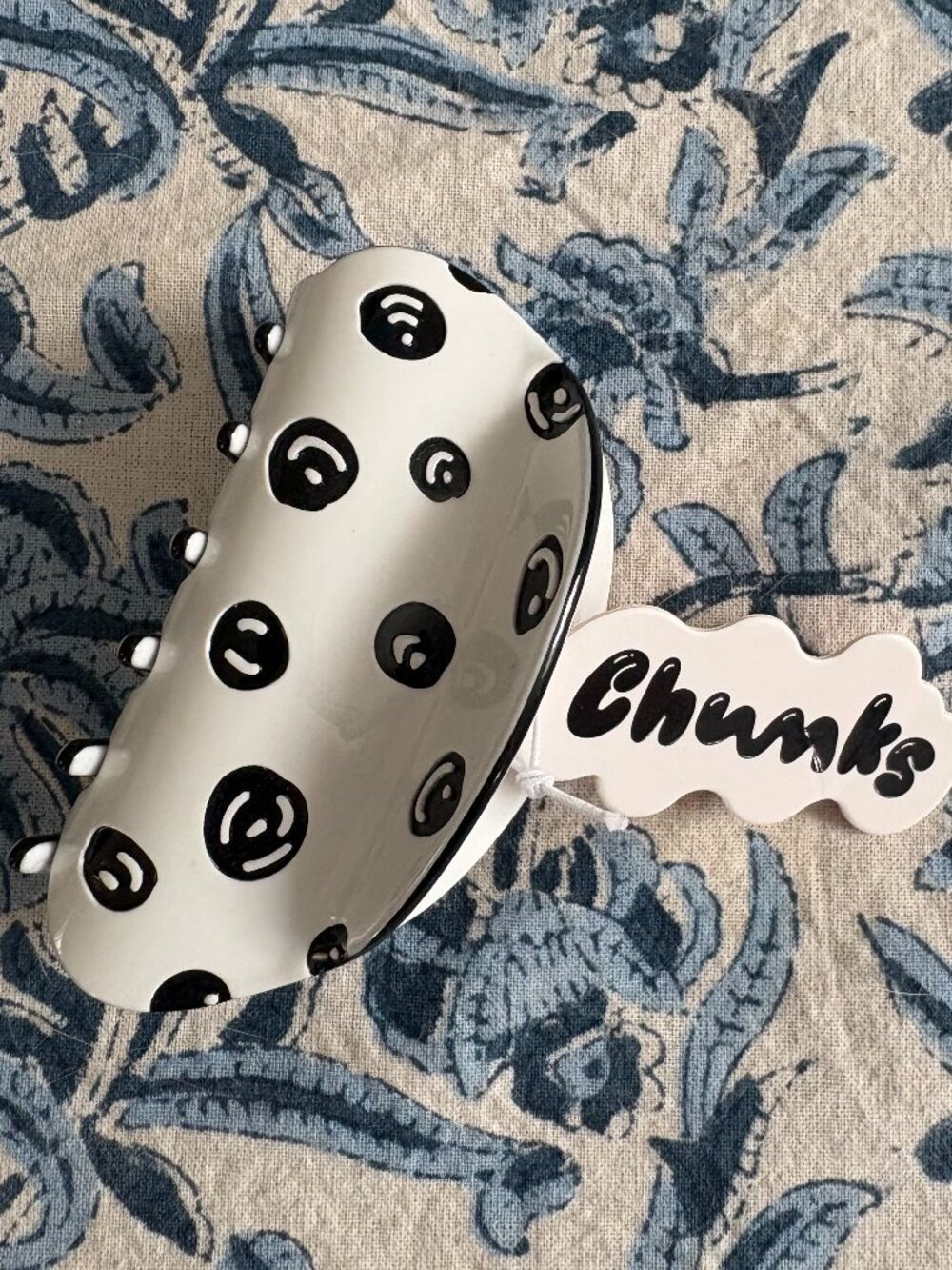 NWT Chunks Suki Claw Clip in Scribble - never worn